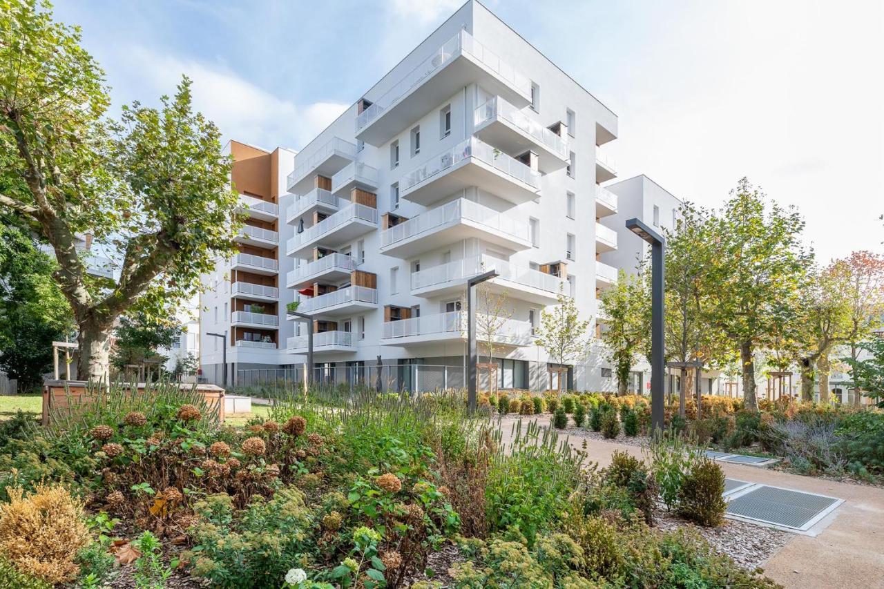 Ovelia Lyon - Les Jardins D'Hortense Екстериор снимка
